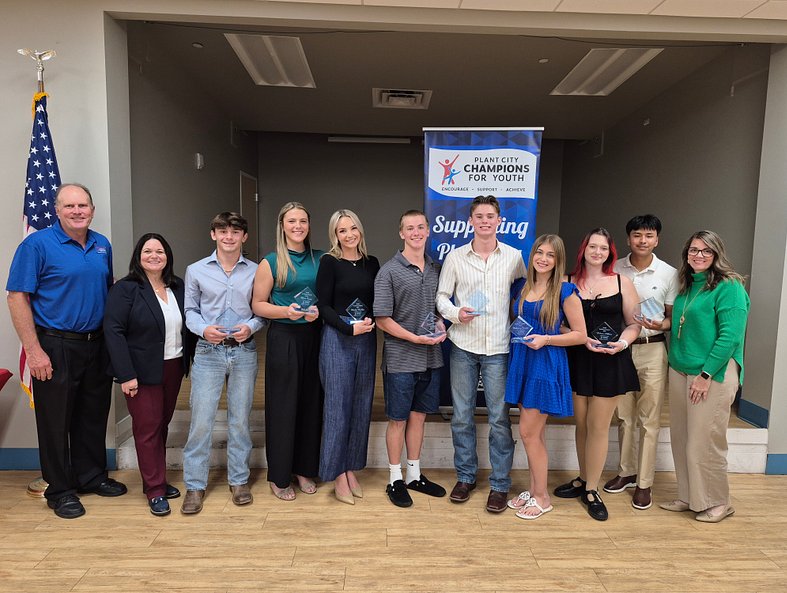 25 YEA group 20251103_193111